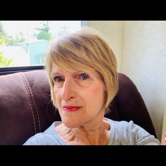 Meet your Posher, Bonnie - Picture 1 of 1